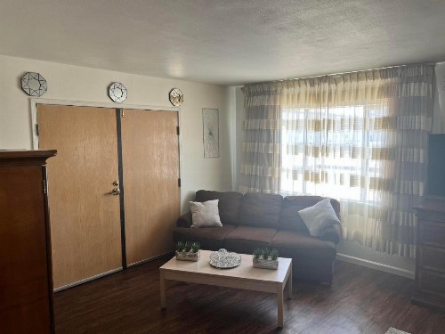 Ramada by Wyndham Anchorage - image 33
