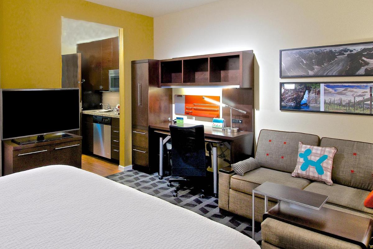 TownePlace Suites by Marriott Anchorage Midtown - image 4