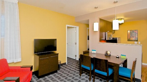 TownePlace Suites by Marriott Anchorage Midtown - image 6