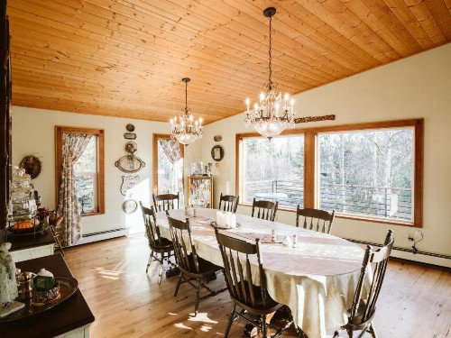 Maria's Creekside B&B - image 18