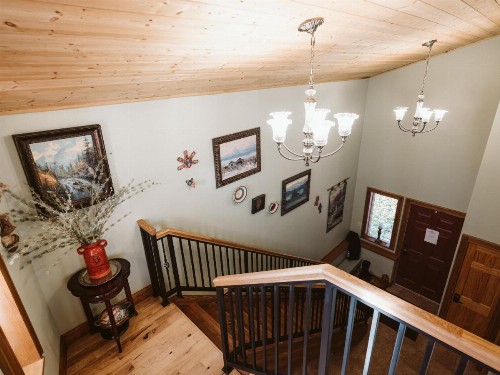 Maria's Creekside B&B - image 25