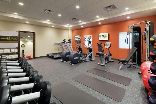 Home2 Suites by Hilton Anchorage/Midtown - image 10