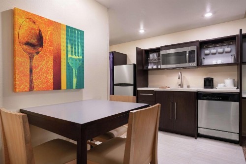 Home2 Suites by Hilton Anchorage/Midtown - image 15