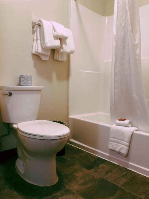 Aptel Studio Hotel - image 10