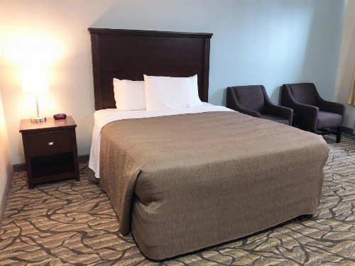 Aptel Studio Hotel - image 9