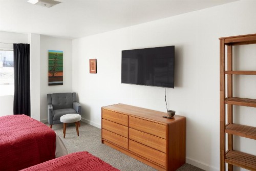 Anchorage Downtown Guest Rooms - image 26