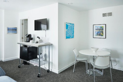 Anchorage Downtown Guest Rooms - image 6