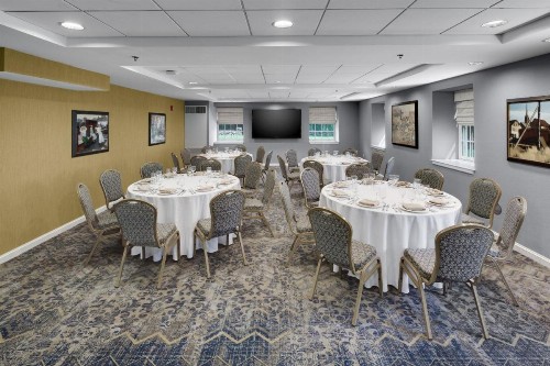 Andover Inn - image 11
