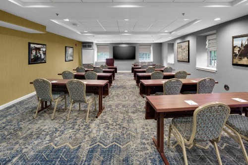 Andover Inn - image 4