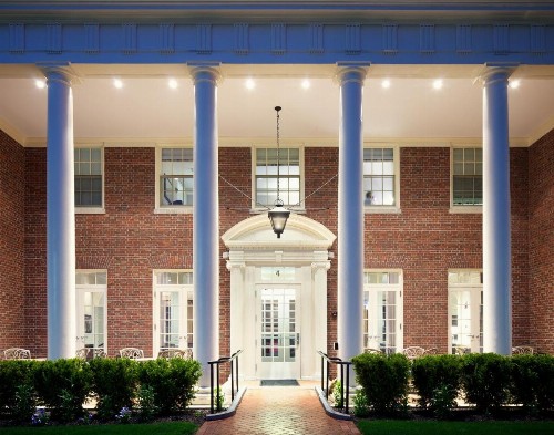 Andover Inn - image 8