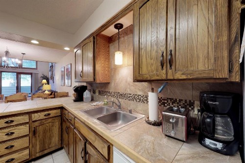Gold Creek 306 - image 10