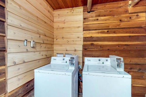 Gold Creek 208 - image 6