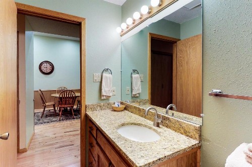 Gold Creek Condo 204 - image 12