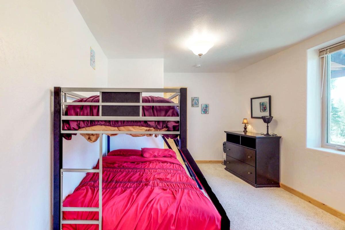 Shalom House - image 7