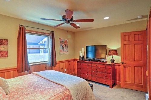 Angel Fire Condo with Fireplace half Mi to Ski Lift! - image 10