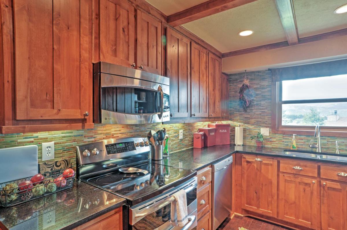 Angel Fire Condo with Fireplace half Mi to Ski Lift! - image 2