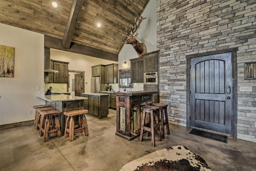 Custom Mountain Home Views Hot Tub and Fire Pit! - image 7