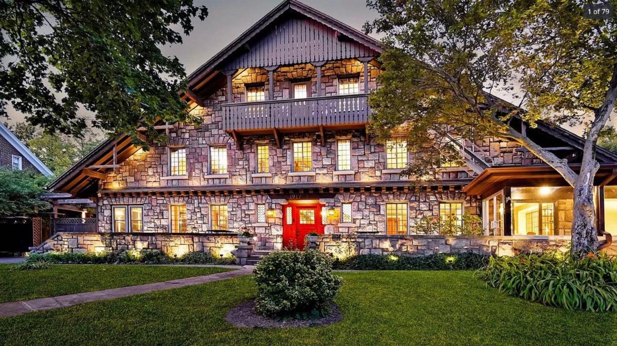 Stone Chalet Bed & Breakfast Inn - main image