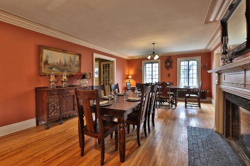 Stone Chalet Bed & Breakfast Inn - image 5