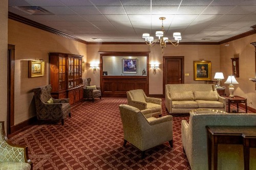 Bell Tower Hotel - image 2