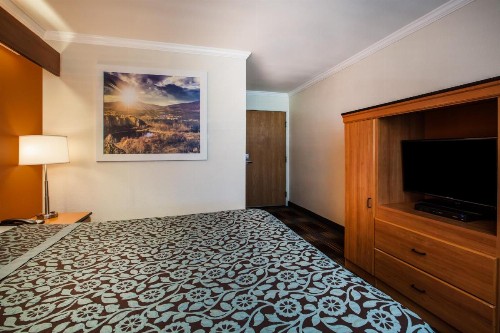 Days Inn & Suites by Wyndham Antioch - image 23