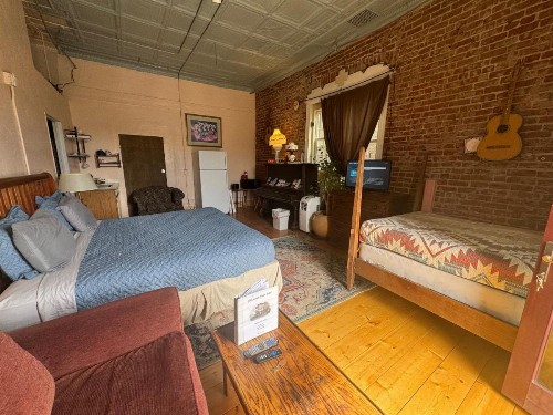 Steam Train Hotel - image 28