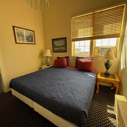 Steam Train Hotel - image 36
