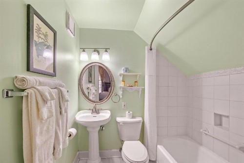 Coombs Inn & Suites Ascend Hotel Collection - image 15