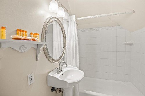 Coombs Inn & Suites Ascend Hotel Collection - image 4