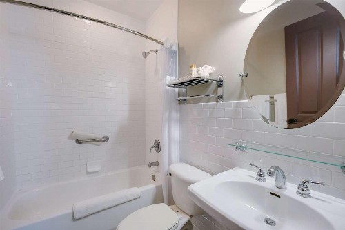 Water Street Hotel & Marina Ascend Hotel Collection - image 27