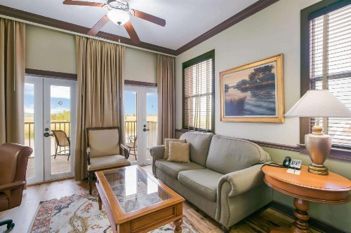Water Street Hotel & Marina Ascend Hotel Collection - image 45