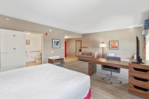 Hampton Inn & Suites Orlando-Apopka - image 23
