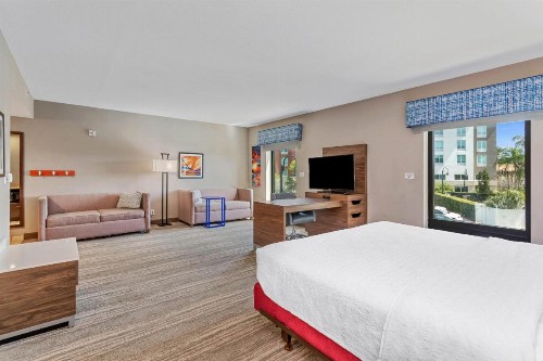 Hampton Inn & Suites Orlando-Apopka - image 43
