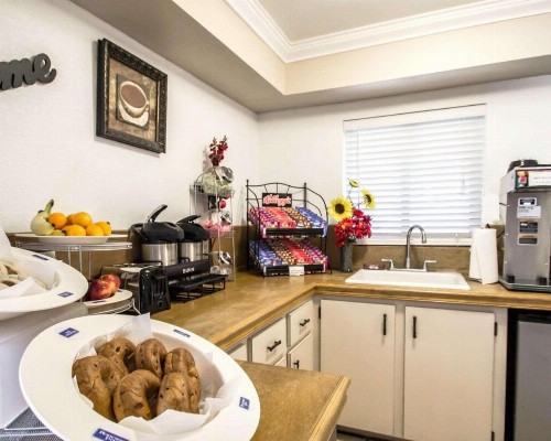 Rodeway Inn Apopka - image 26