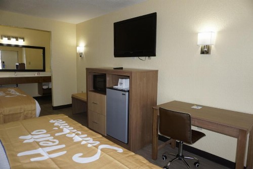 Days Inn by Wyndham Apopka/Orlando - image 10