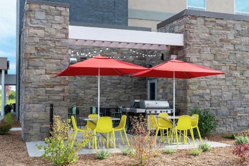 Home2 Suites By Hilton Appleton Wi - image 2