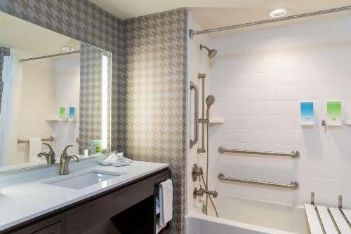 Home2 Suites By Hilton Appleton Wi - image 22