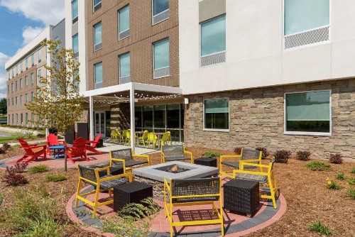 Home2 Suites By Hilton Appleton Wi - image 6