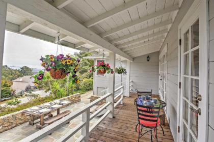 Aptos Cottage with Deck and Views Only 2 Mi to Beach!