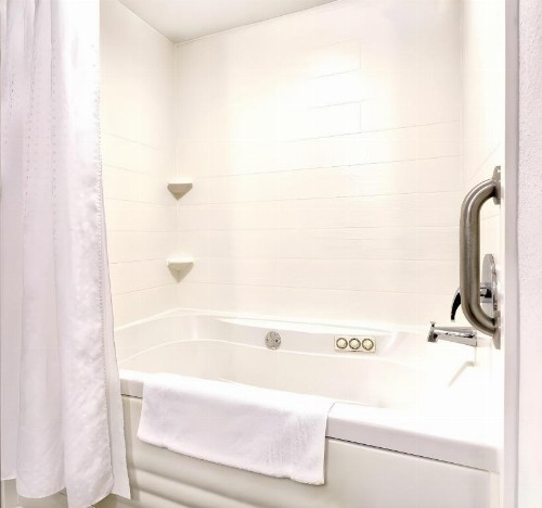 Holiday Inn Express Hotel & Suites Arcadia - image 29