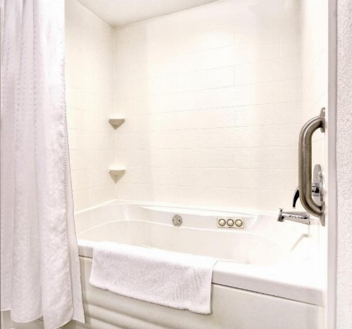 Holiday Inn Express Hotel & Suites Arcadia - image 42