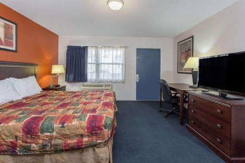 Knights Inn Arcadia - image 14