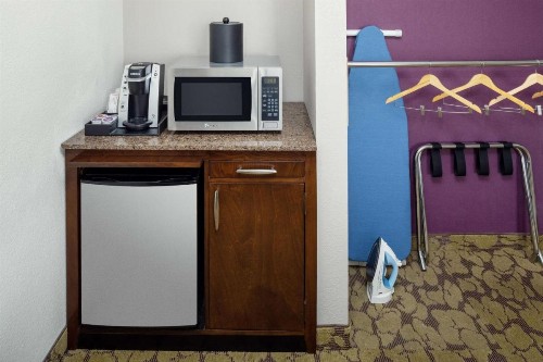 Hilton Garden Inn Arcadia/Pasadena Area - image 32