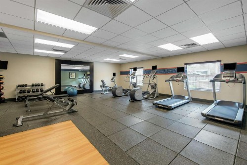 Hampton Inn & Suites Arcata - image 13
