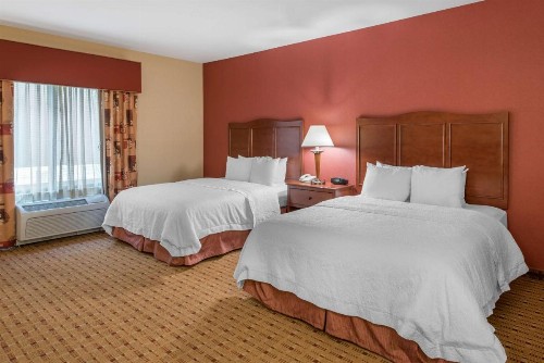 Hampton Inn & Suites Arcata - image 27