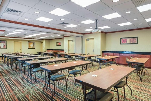 Hampton Inn & Suites Arcata - image 30