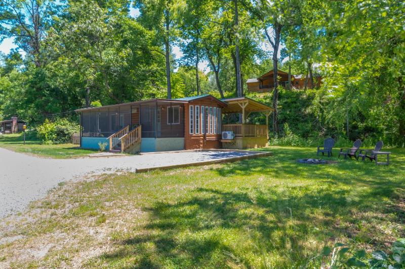 Asheville River Cabins - All with River views - main image