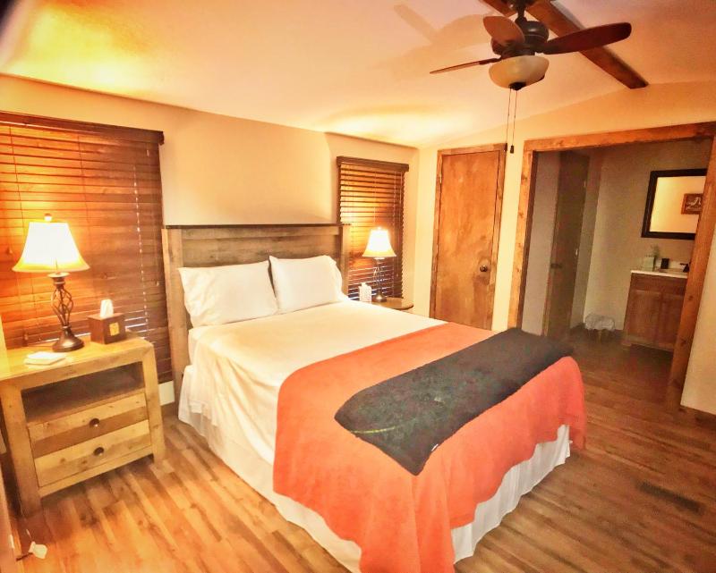 Asheville River Cabins - All with River views - image 3