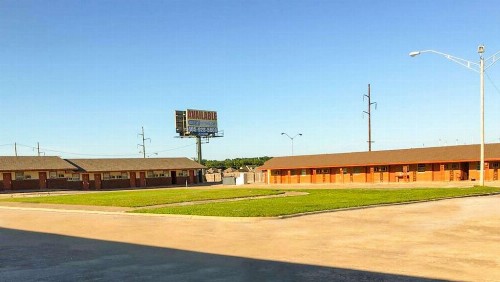 Budget Inn Ardmore OK - image 8