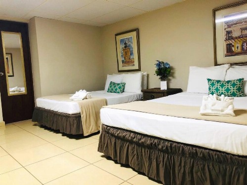 Arecibo Inn - image 12
